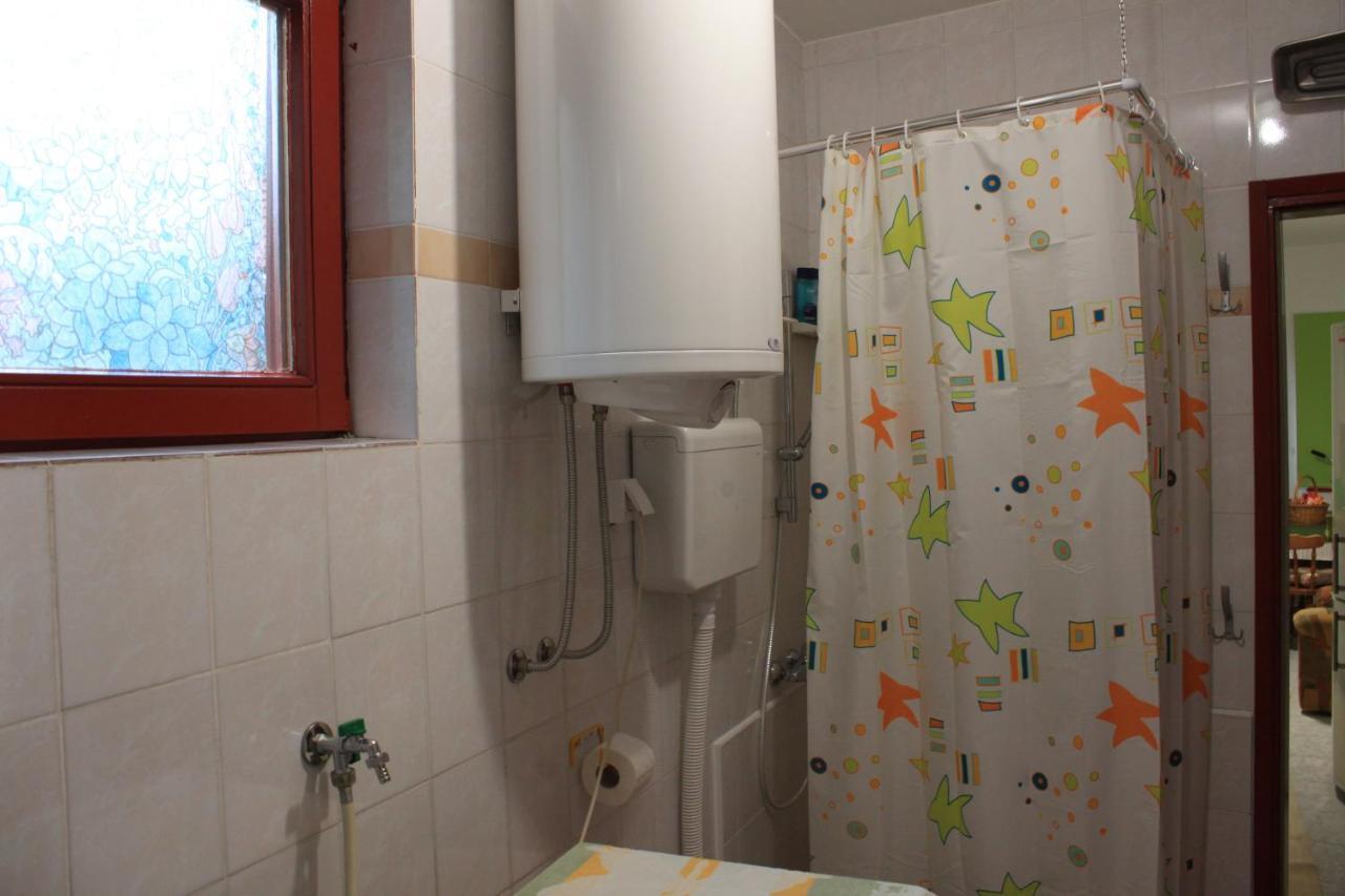 Boulevard Garden House - Free And Save Parking In The Locked Yard Чуприя Экстерьер фото