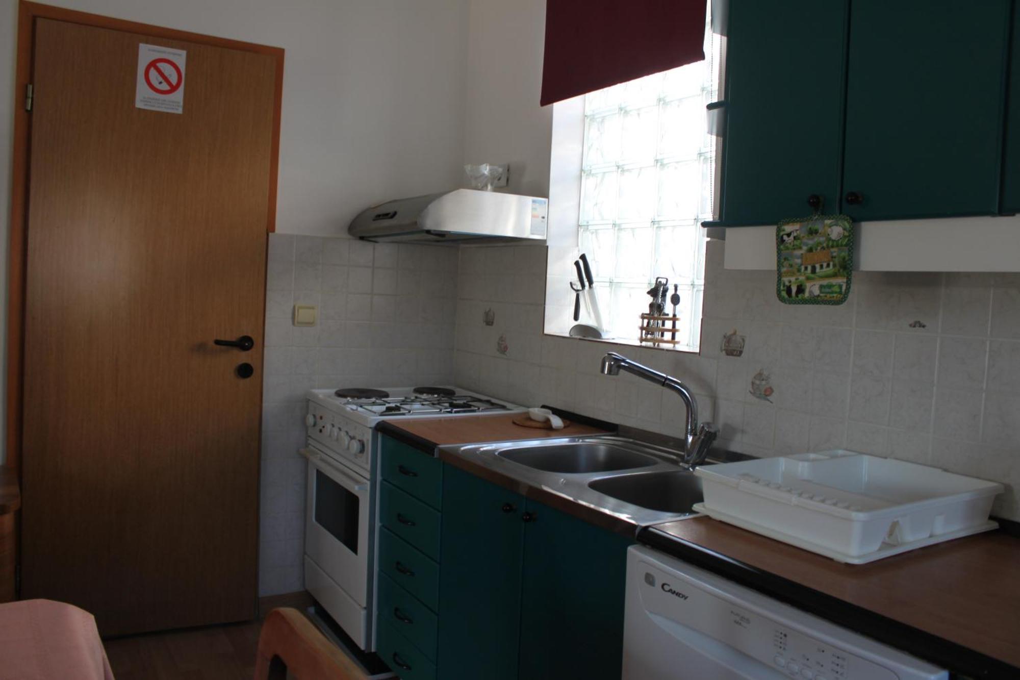Boulevard Garden House - Free And Save Parking In The Locked Yard Чуприя Экстерьер фото
