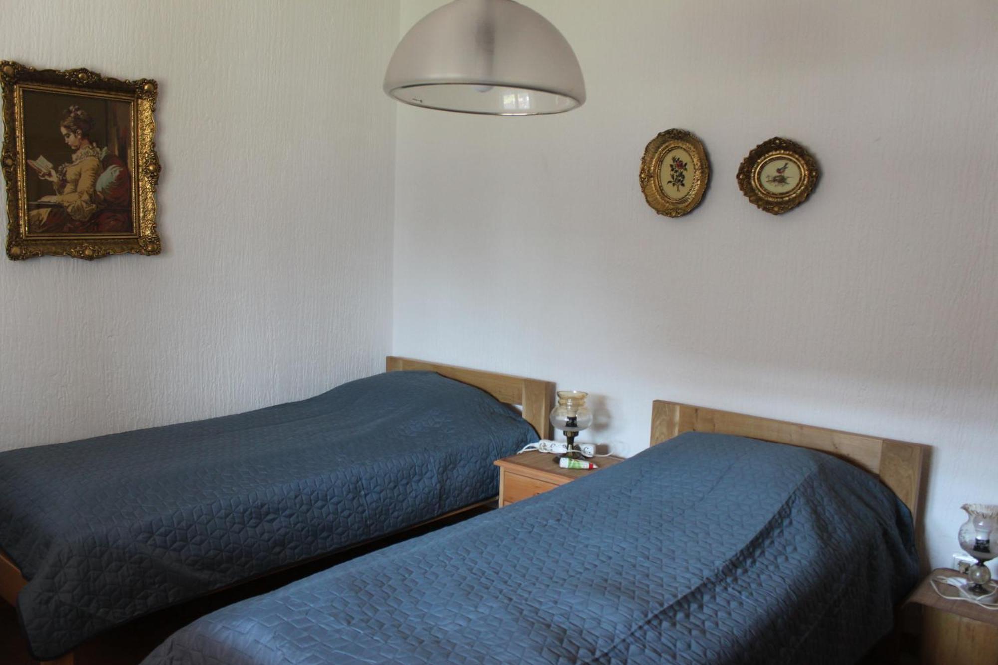 Boulevard Garden House - Free And Save Parking In The Locked Yard Чуприя Экстерьер фото
