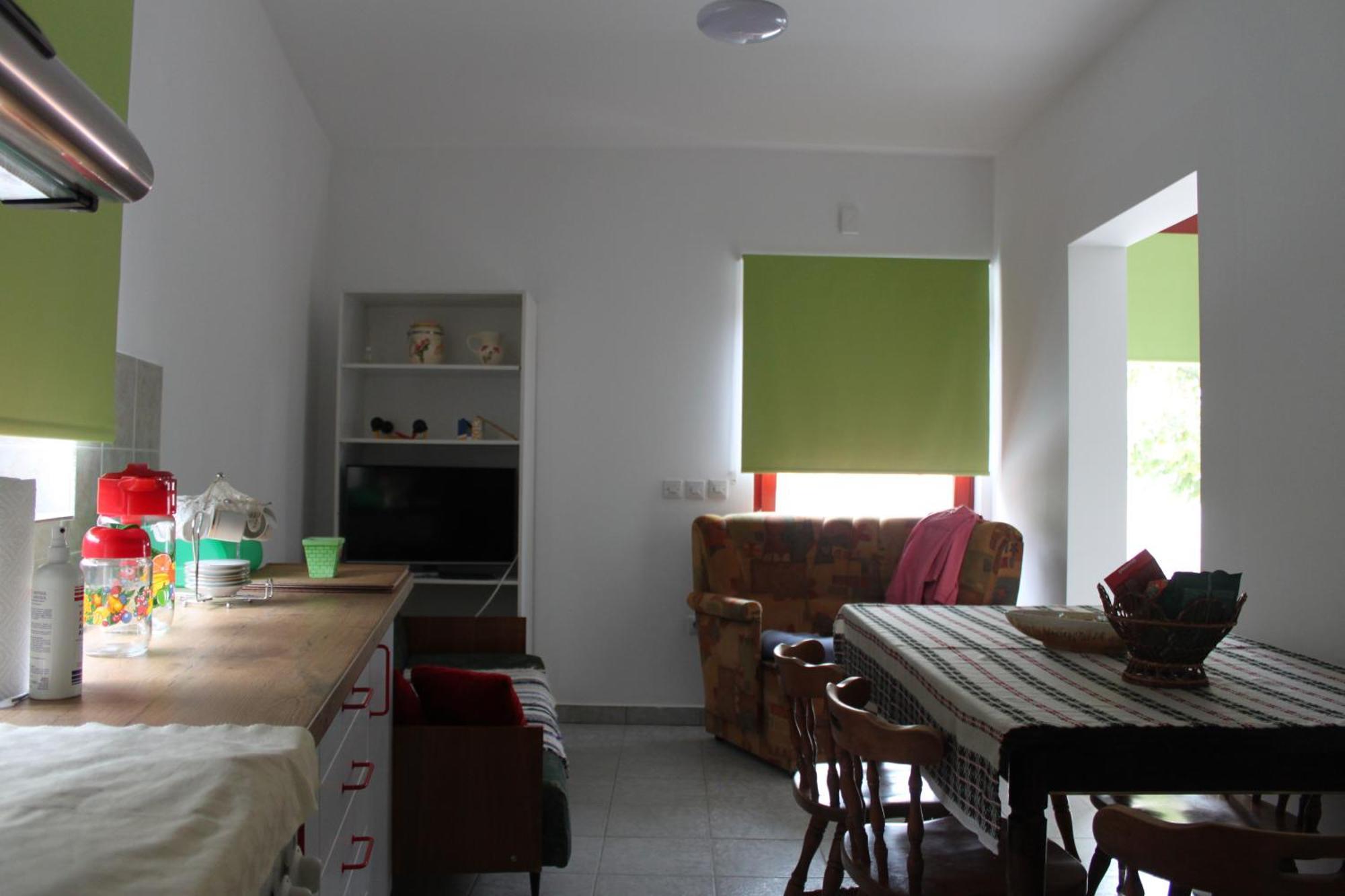 Boulevard Garden House - Free And Save Parking In The Locked Yard Чуприя Экстерьер фото