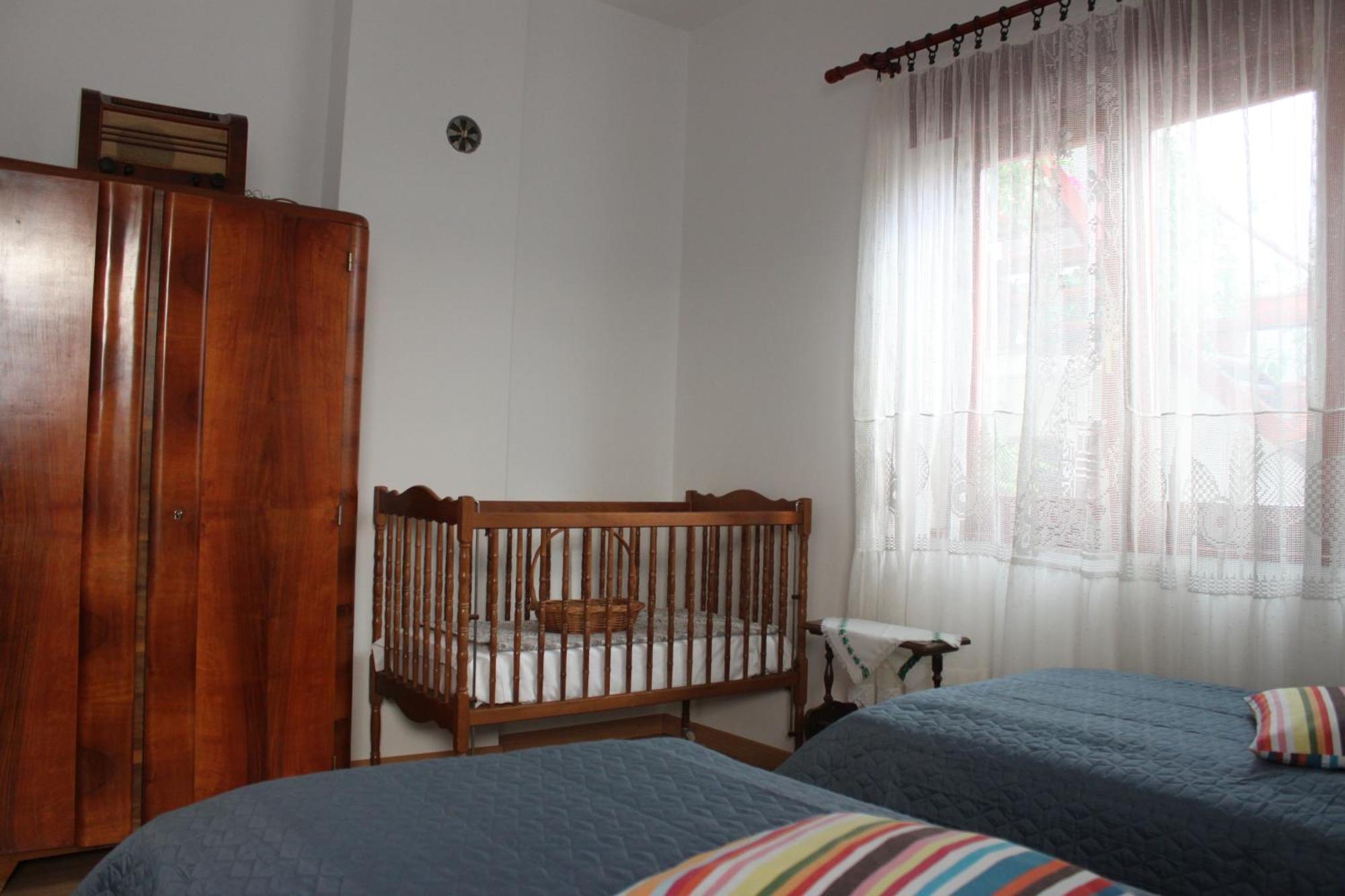 Boulevard Garden House - Free And Save Parking In The Locked Yard Чуприя Экстерьер фото